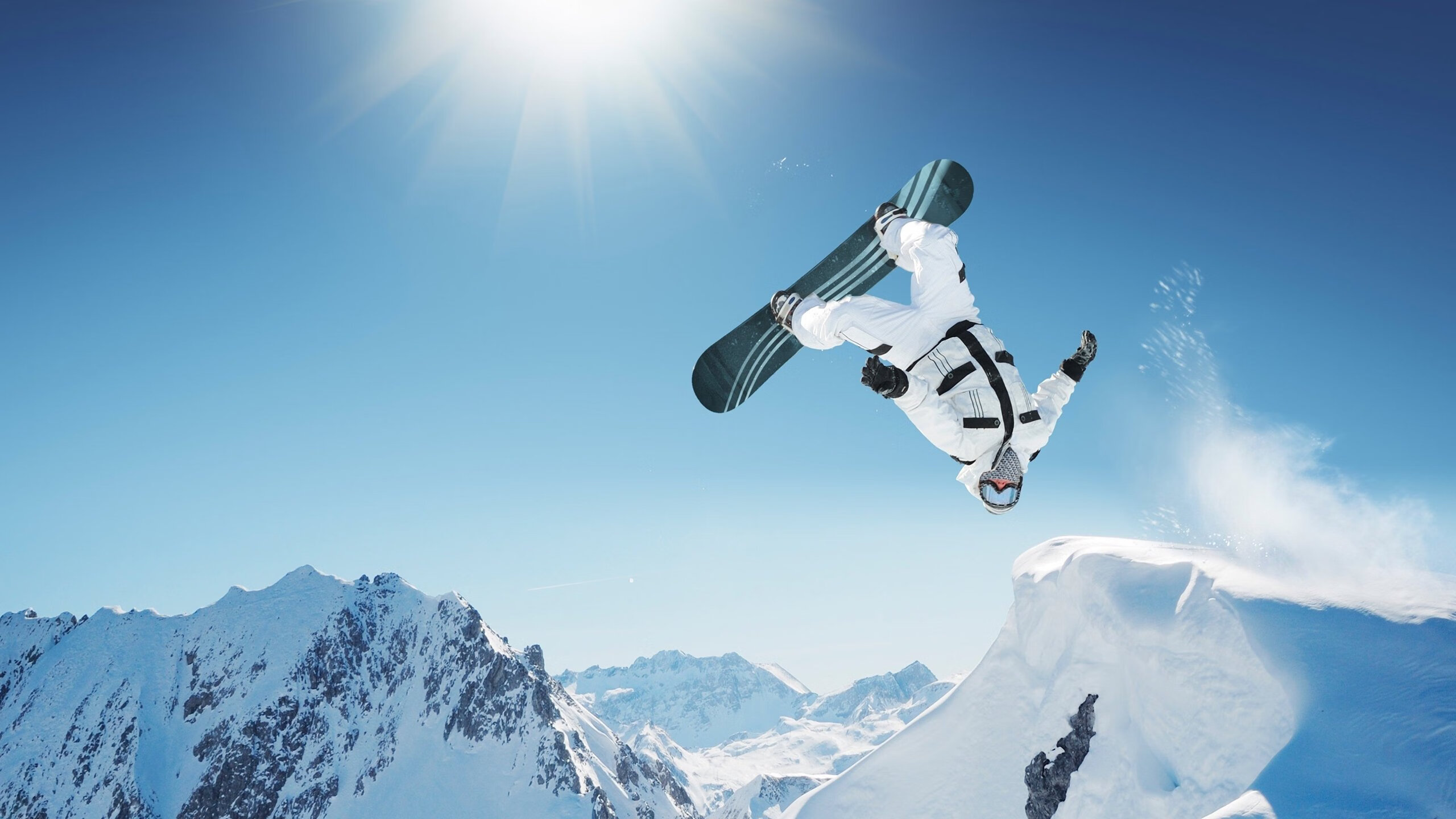 开云体育-英超争冠焦点战，摩纳哥完胜西班牙的战术启示