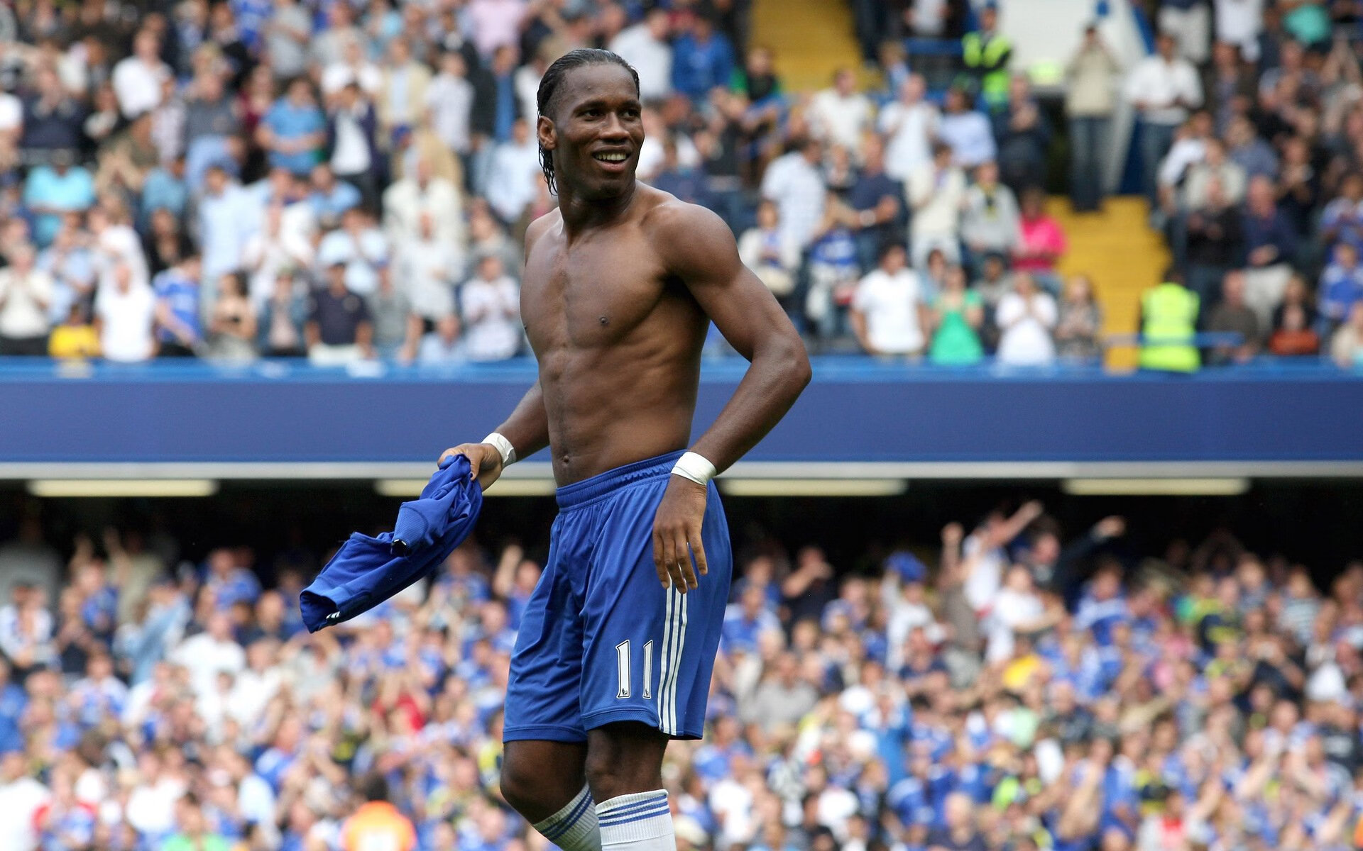 赛道上的最后一舞，卡瓦哈尔如何成为F1年度争冠之夜的胜负手