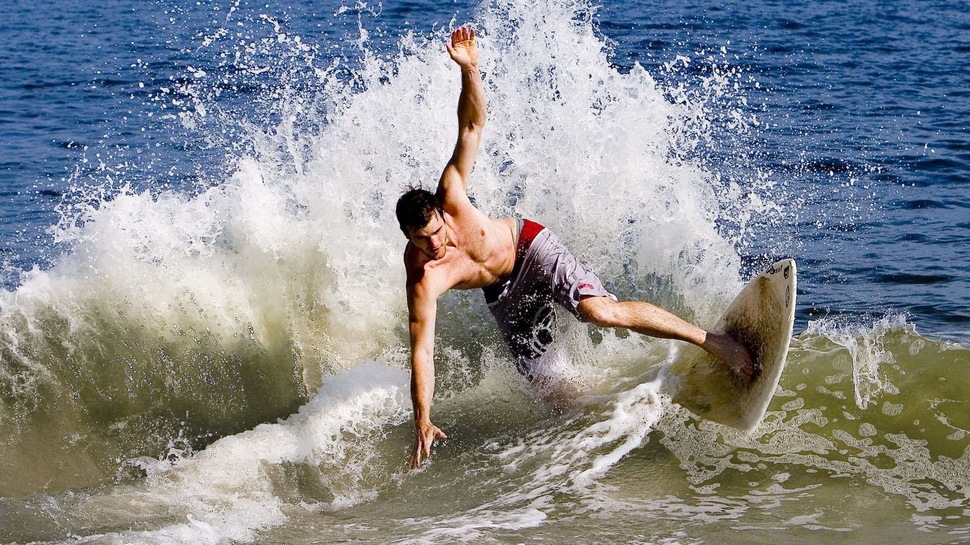 克瓦拉茨赫利亚一锤定音,喀麦隆生死战掀翻美国书写历史