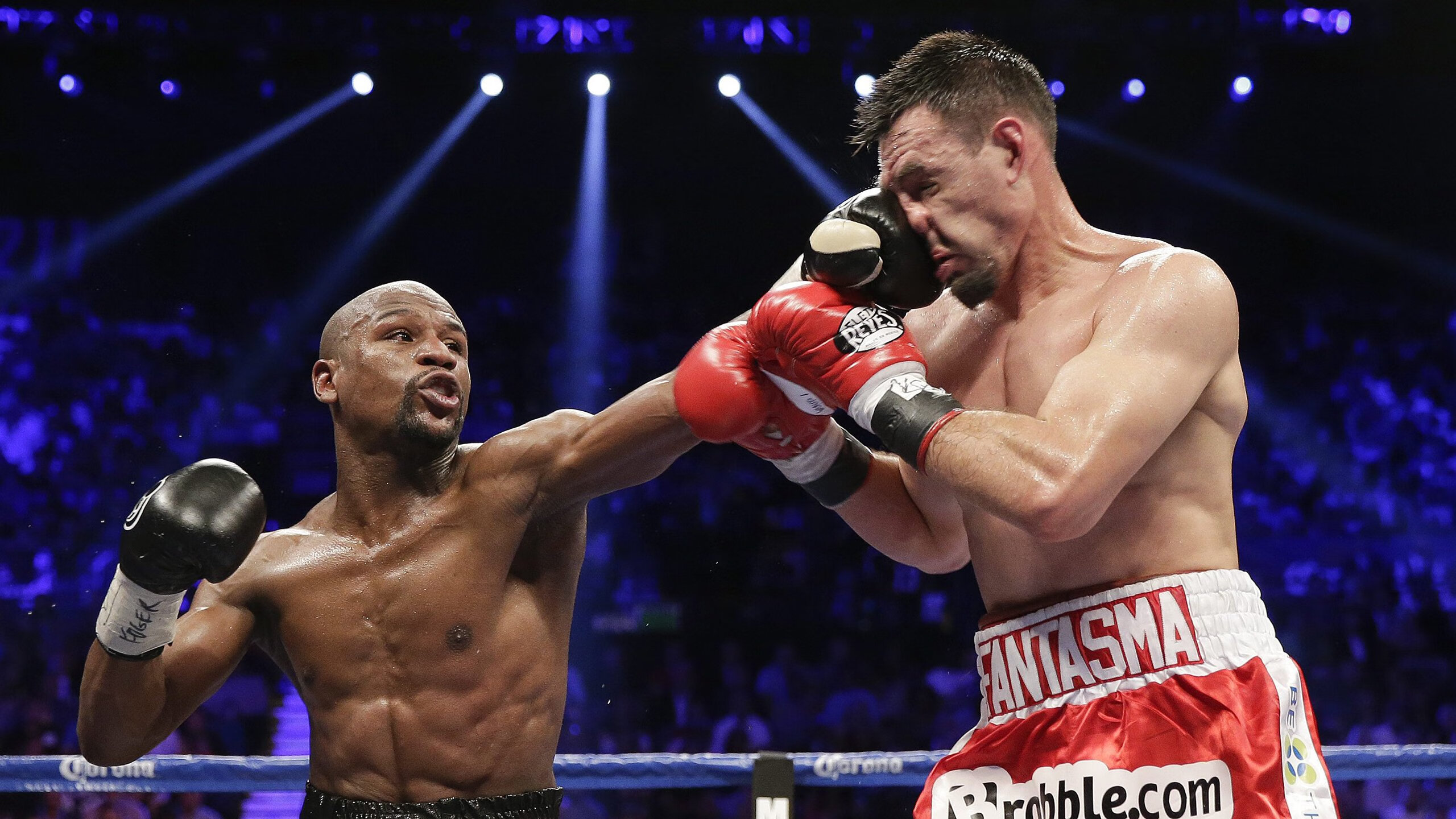 温网鏖战法网,阿尔卡拉斯点燃赛场,定义新一代网球传奇